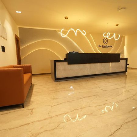 The Continental Inn & Suites Maisur Dış mekan fotoğraf